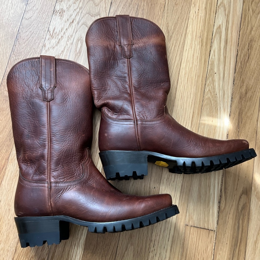 Tecovas cowgirl boot vibram sole
